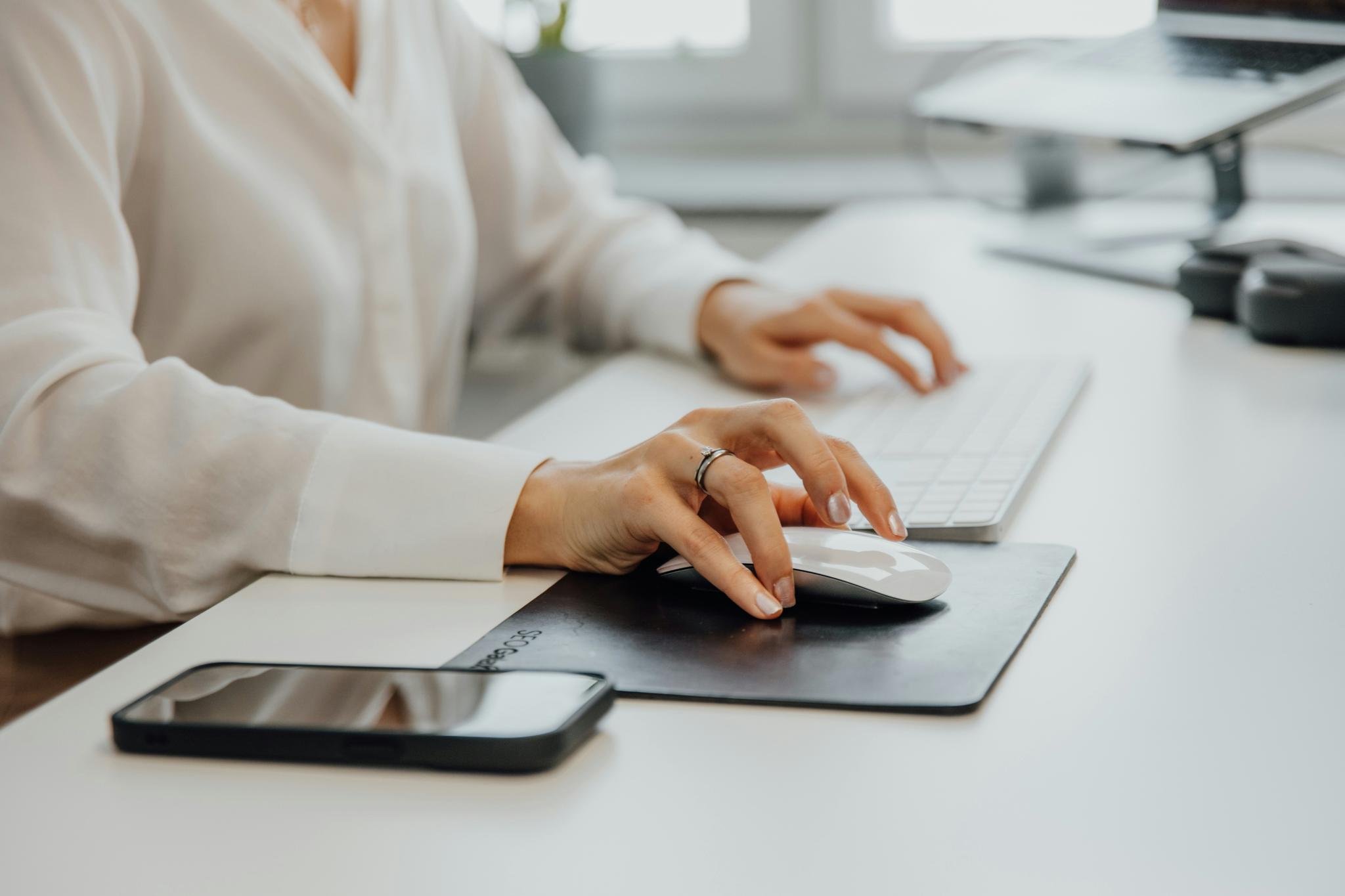 Prospection B2B 2031 : LinkedIn Ads, Email Nurturing et IA prédictive 🚀