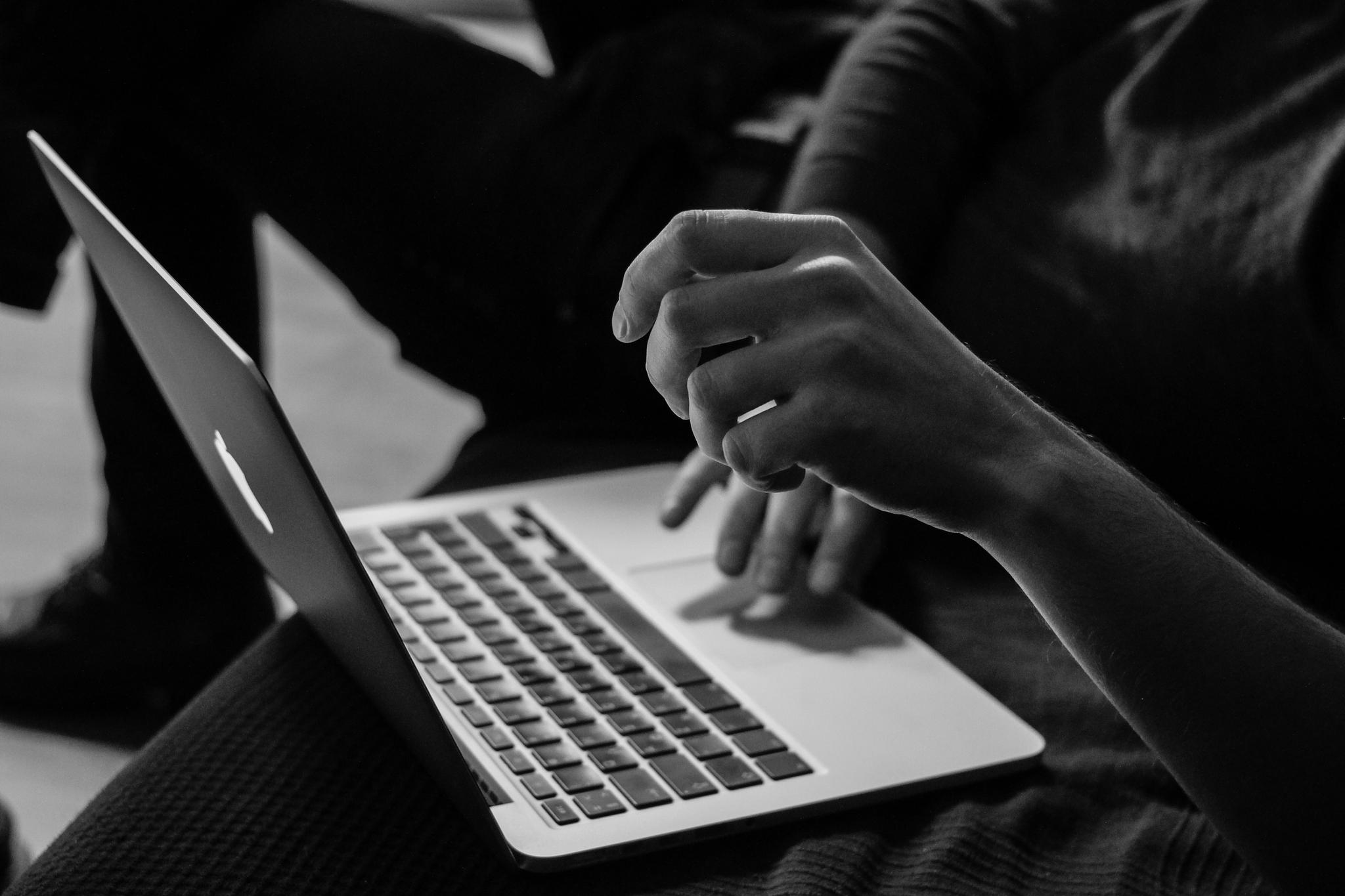 Prospection B2B 2031 : Comparatif des Canaux dâAcquisition et ROI đ