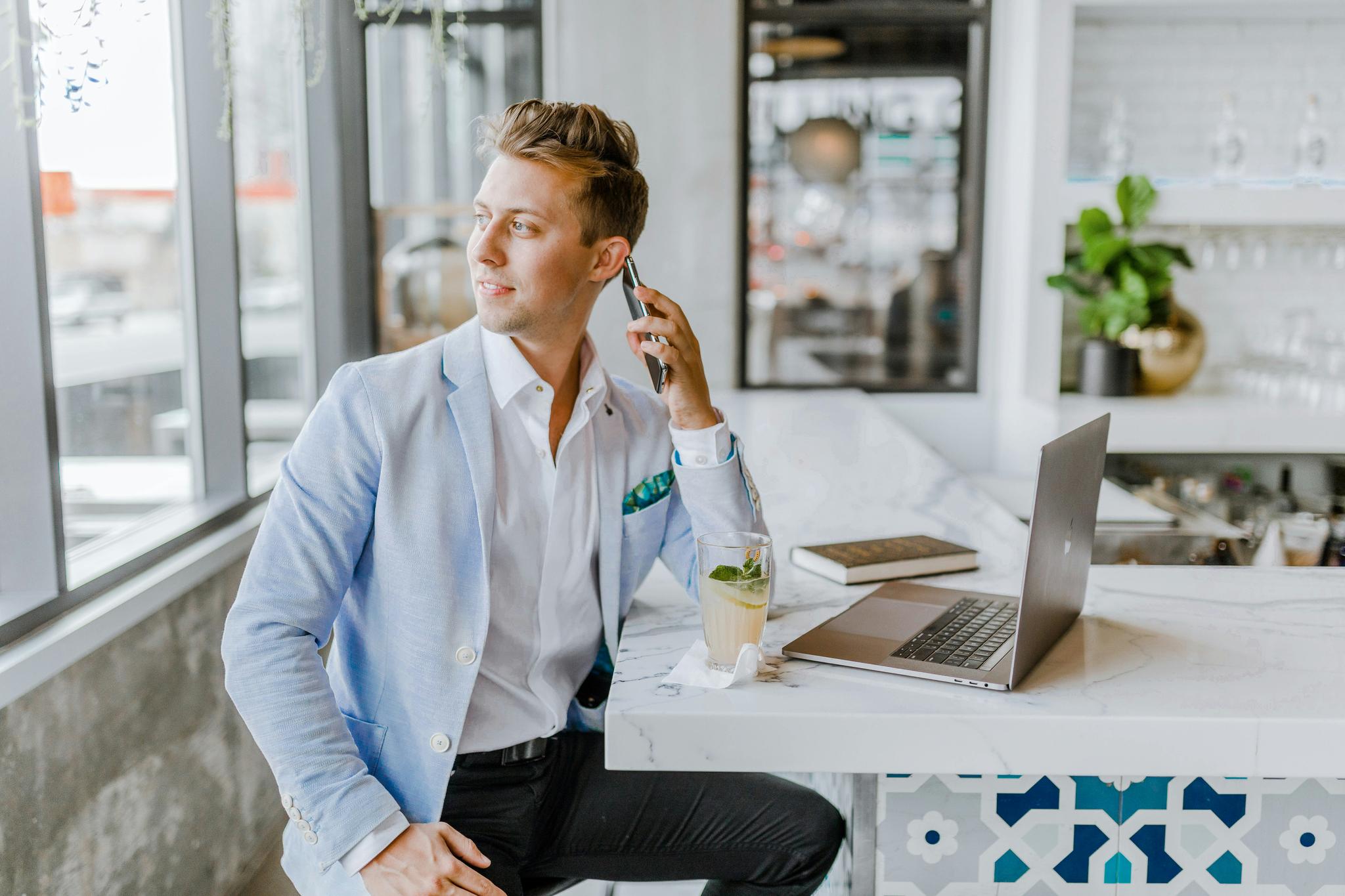 LinkedIn : générer des leads B2B pour freelances en photographie et vidéo professionnelle